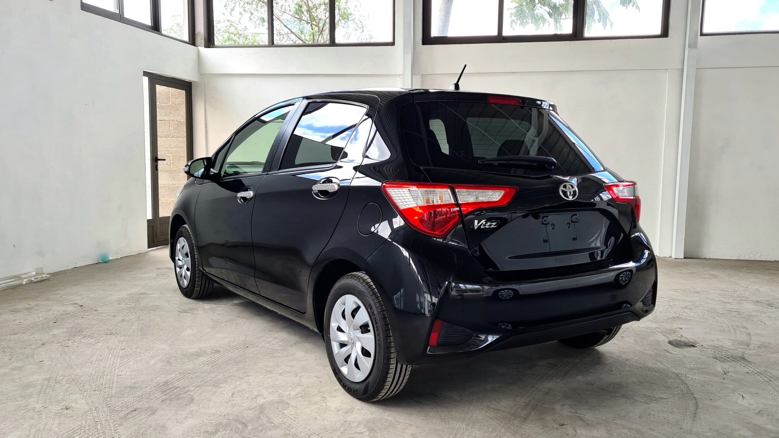 2019 Toyota Vitz 1.0L Push Start