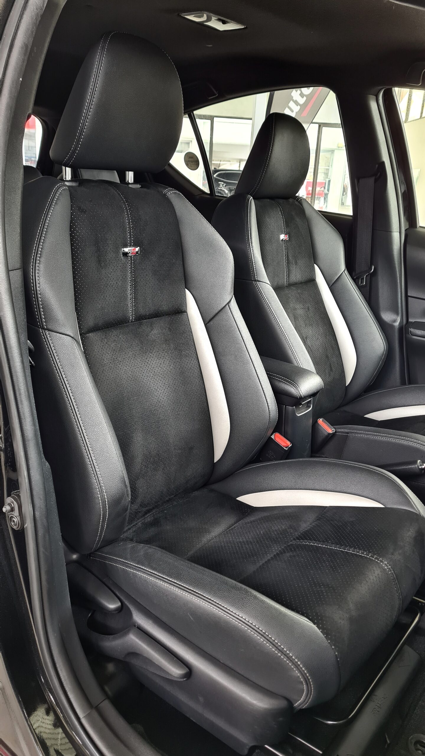 2021 Toyota Aqua GR Sport Hybrid