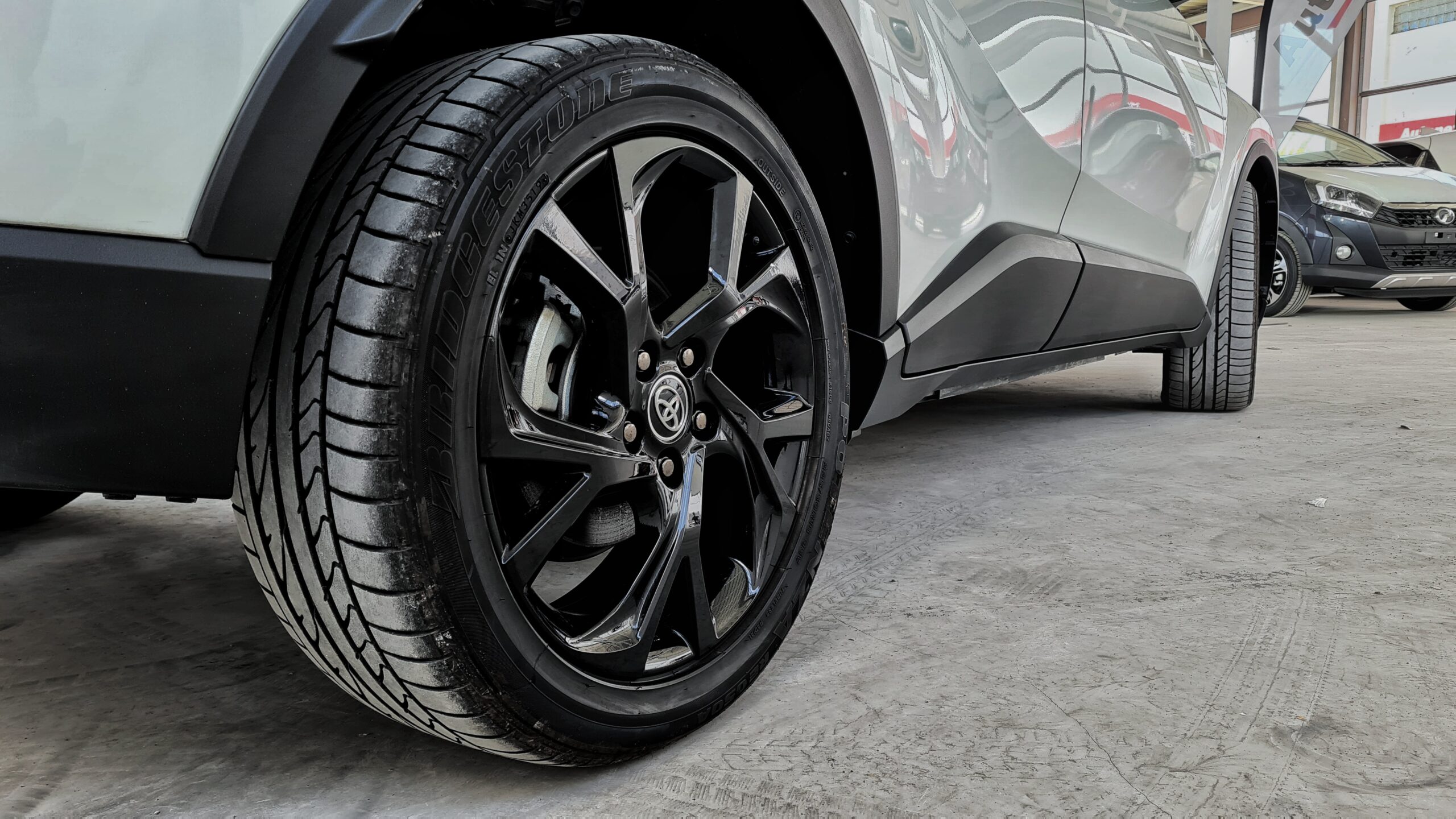 2019 Toyota CHR G Nero 1.8L Hybrid