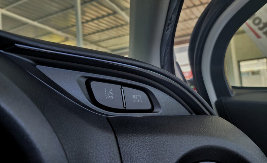 2019 Toyota Vitz Hybrid F