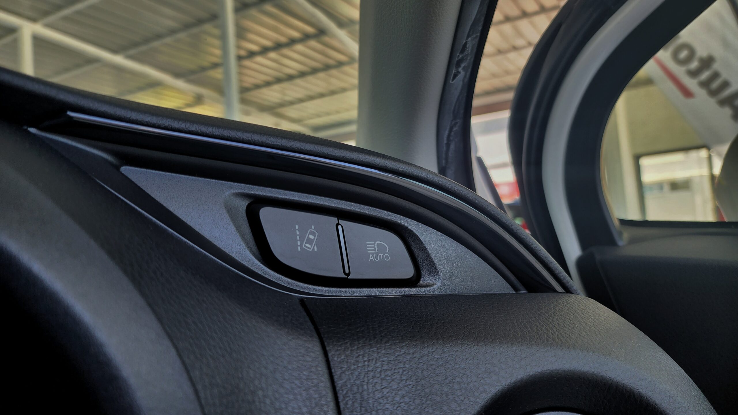 2019 Toyota Vitz Hybrid F