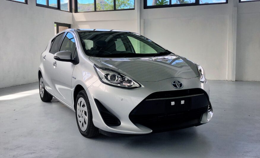 2019 Toyota Aqua S Style pkg 1.5 Hybrid
