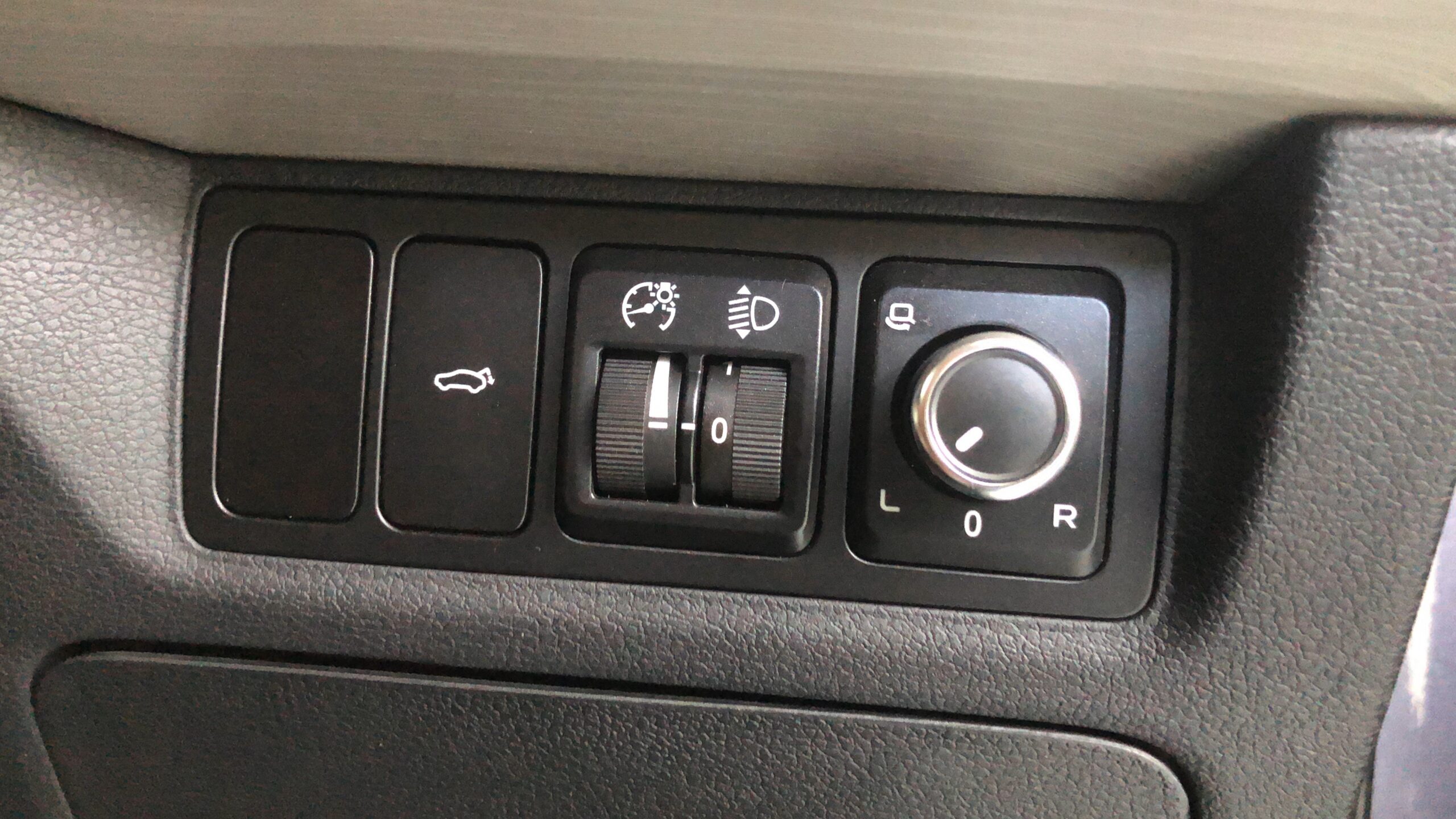 2022 Proton X70 1.5T Premium