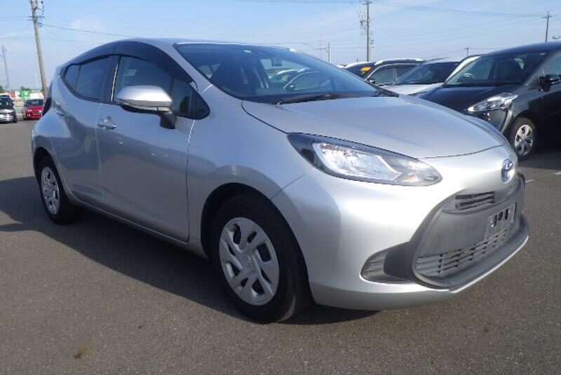 2021 Toyota Aqua X Package