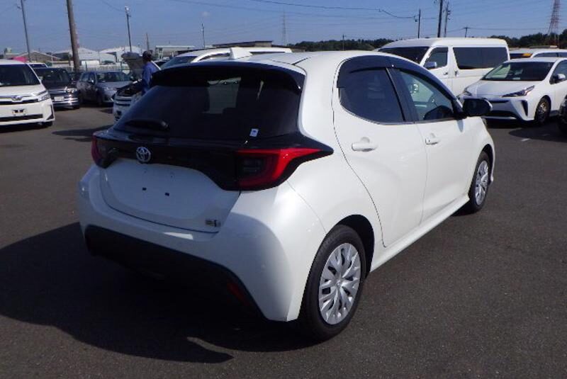 2021 Toyota Yaris Hybrid Z Package