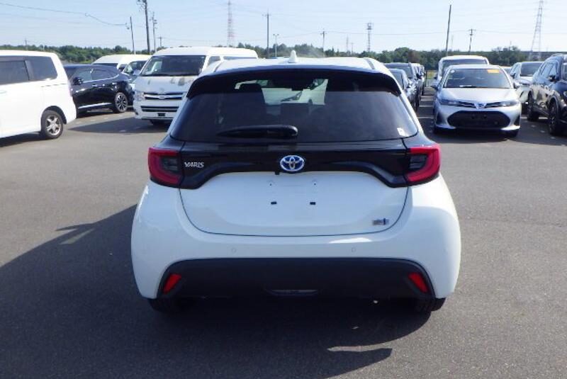 2021 Toyota Yaris Hybrid Z Package